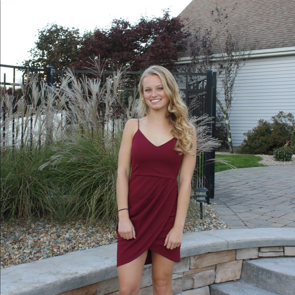 burgundy semi formal dress - Picture 5 of 5